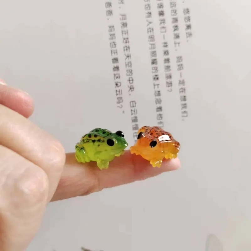Lovely Tiny Orange Green Frogs - огляд і ціна Bonsai Garden China